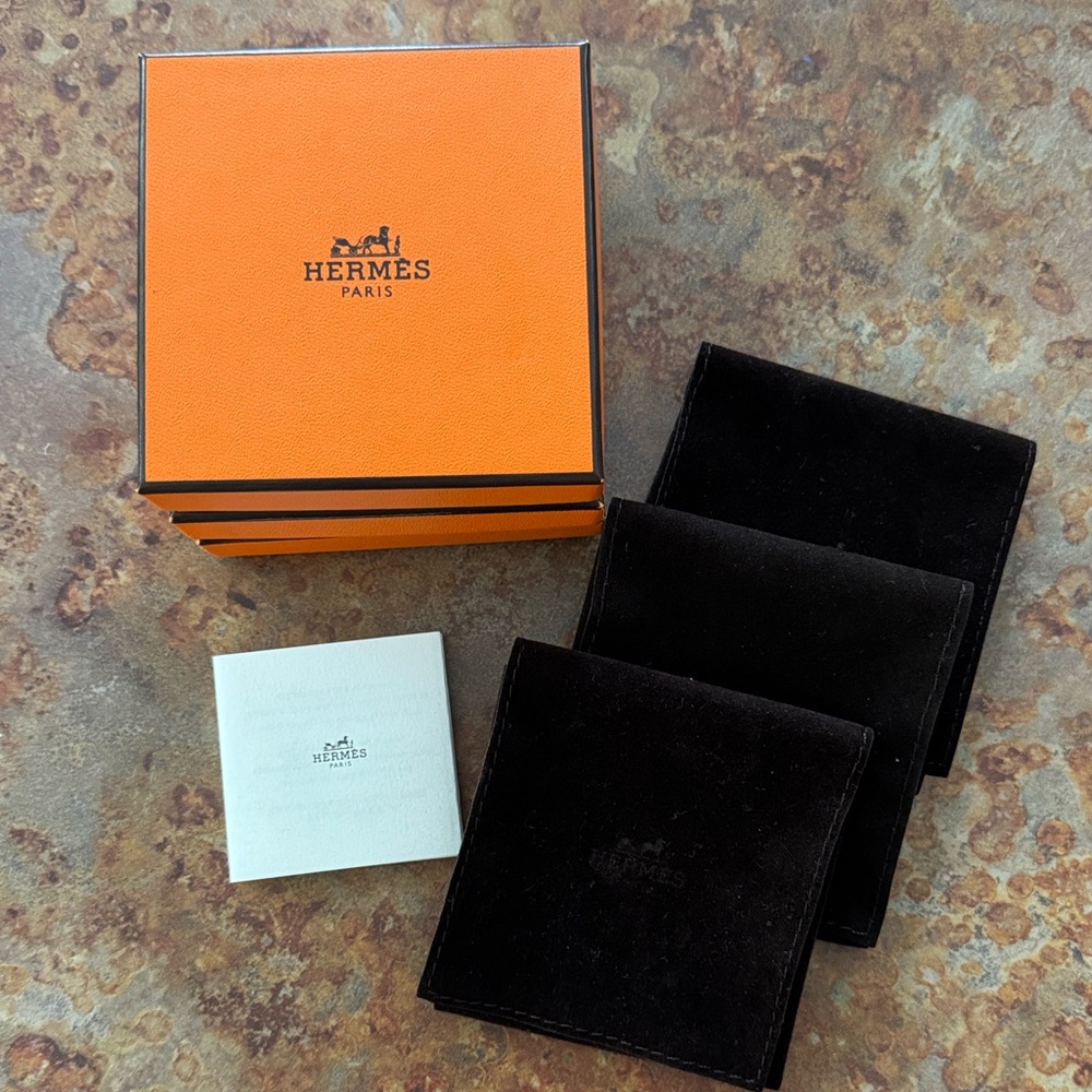 Hermes - Picture 3 of 3